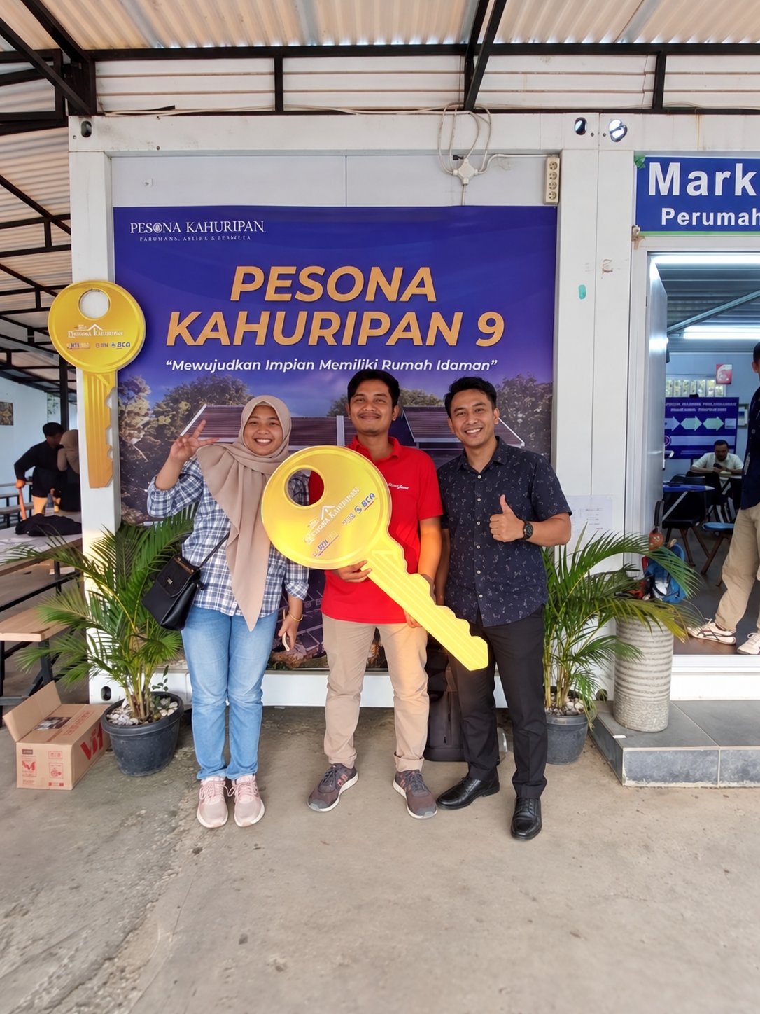 Keluarga Bpk. Pratama Pesona Kahuripan 16